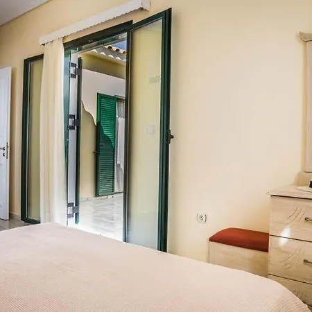 Sleeps 6 Pool Air Con Wifi Villa *